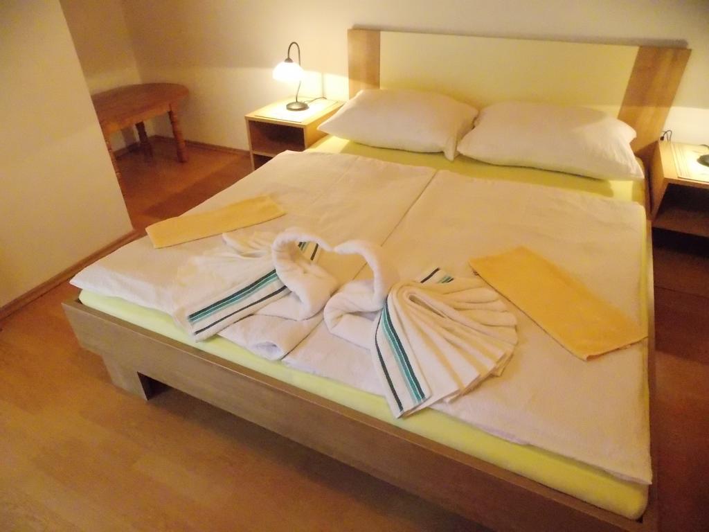 דרז'ניק גראד Apartments Smirnov מראה חיצוני תמונה