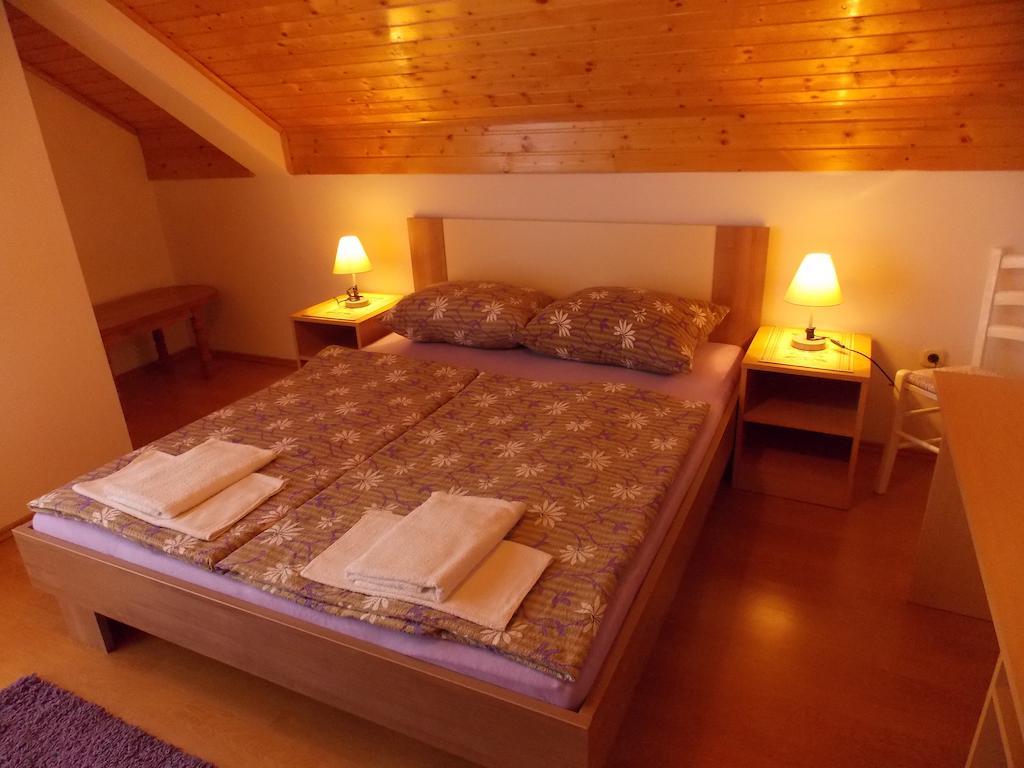 דרז'ניק גראד Apartments Smirnov חדר תמונה
